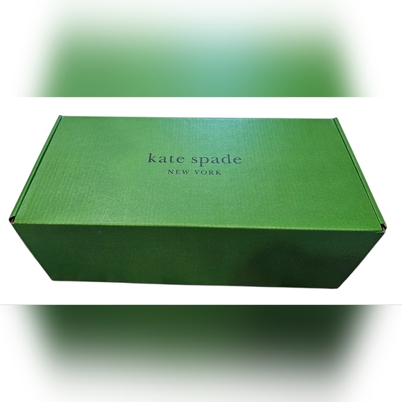 Kate Spade New York Splash Pool Slide Smooth Leather, Size 7 Optic White, New - Picture 8 of 9